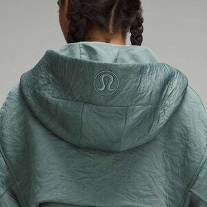 Lululemon Packable Jacquard Knit Wrap in Medium Forest / Dark Forest Green